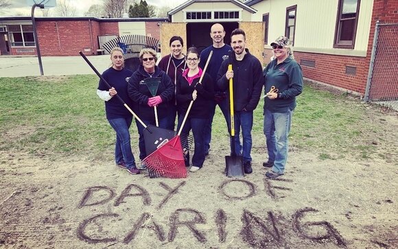 The United Way of Bay County is more than a fundraising agency. It also sponsors community-wide events, such as the Day of Caring and Wenonah Park Cleanup. (Photo courtesy of the United Way of Bay County)