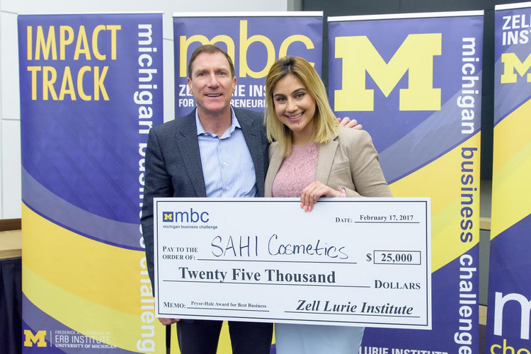 Zell Lurie Institute executive director Stewart Thornhill with Michigan Business Challenge winner Shelly Sahi.