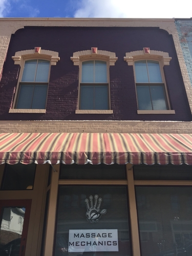 The exterior of Massage Mechanics' new location.