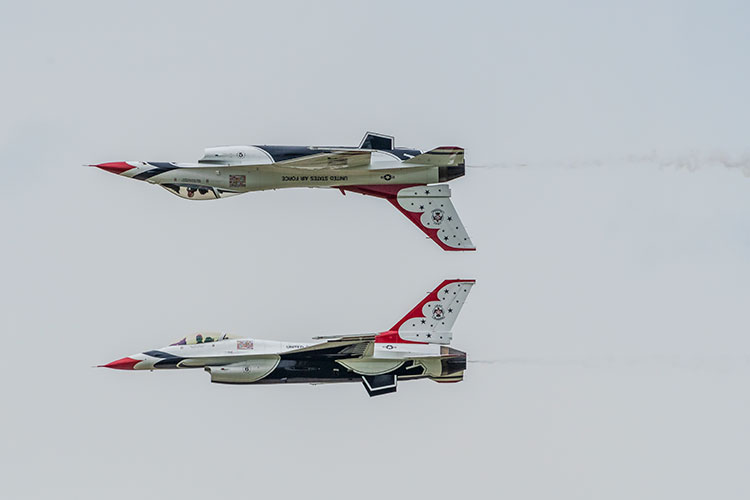 The USAF Thunderbirds at Thunder Over Michigan