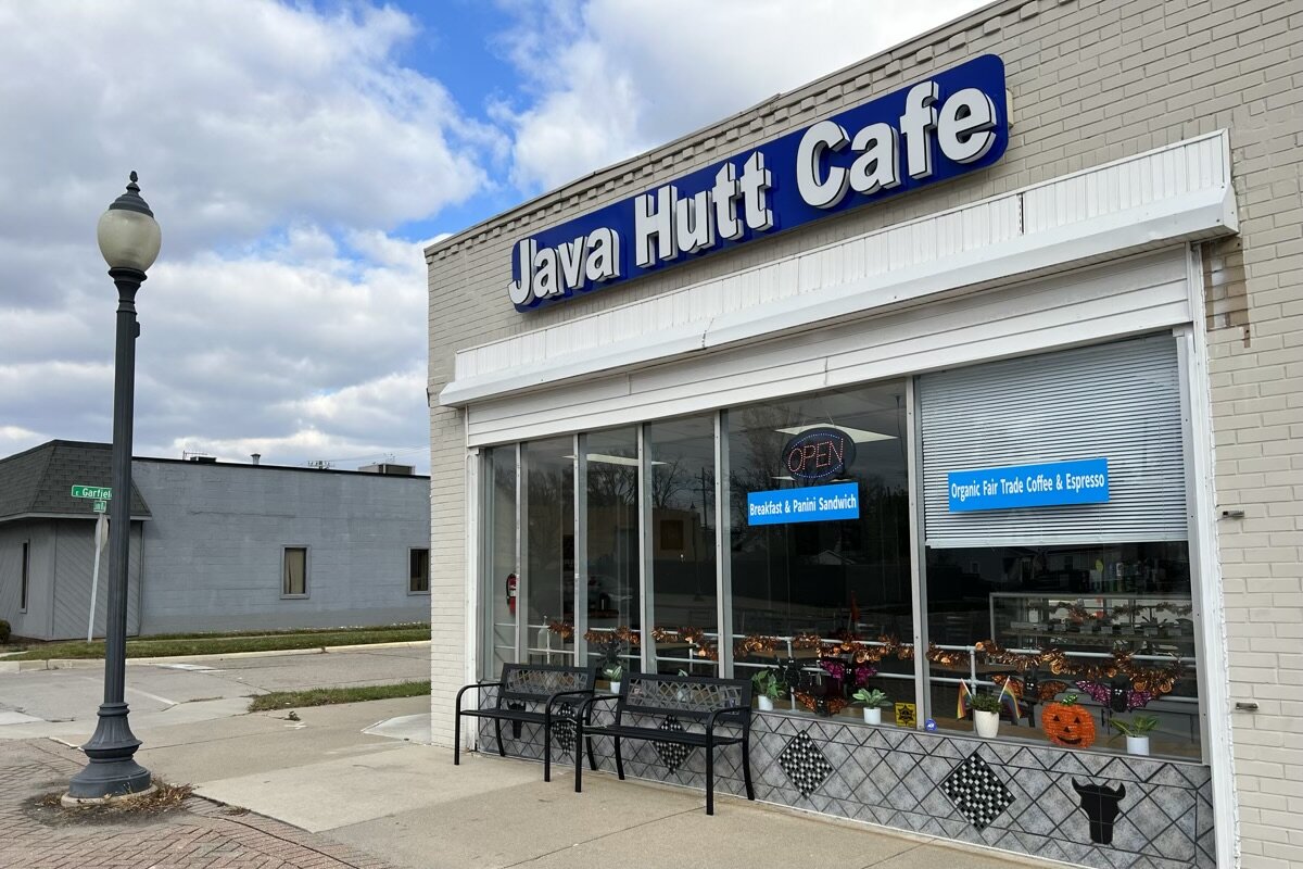 Java Hutt Cafe in Hazel Park.