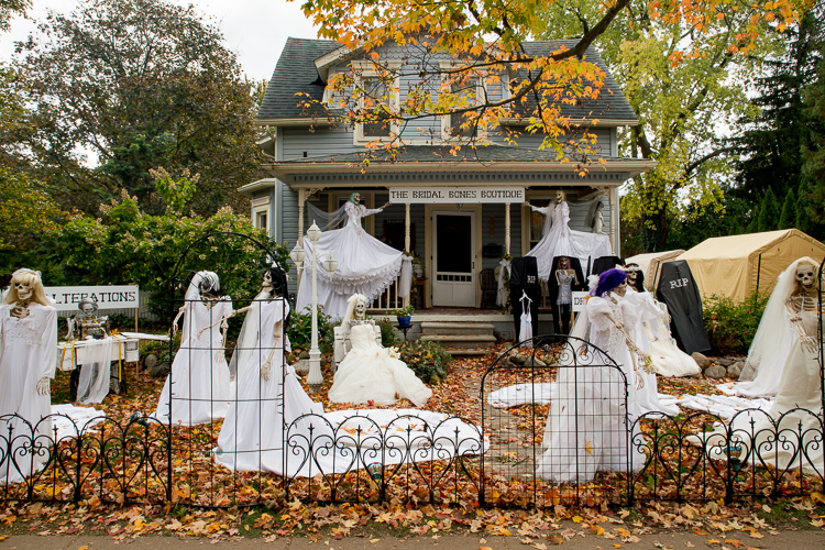 Photos Romeo's annual Halloween on Tillson Street display spooks again