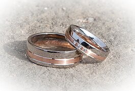 ring-symbol-metal-wedd