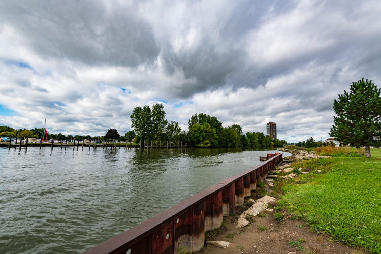 St. Clair Shores. Photo by Doug Coombe.