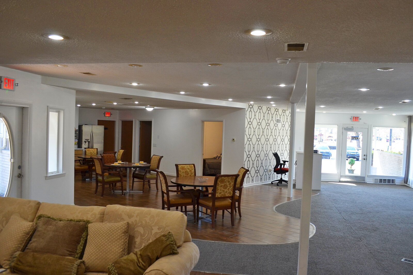A large portion of Thrive’s space is dedicated to a common area where older adults can enjoy each other's company.