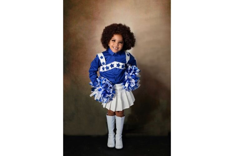 Mary Smith-African American Cheerleader (Cailee Bess)