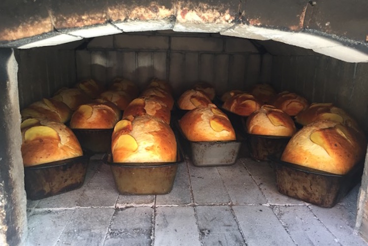 Bread in special oven bakes better when there is a lot of it.