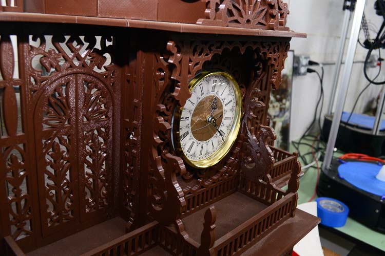 Clock made of 3D printed plastic.