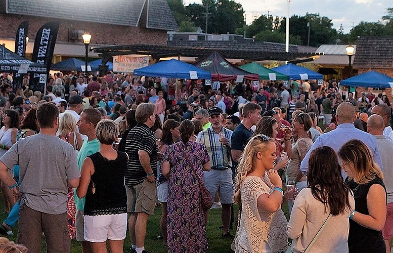 The Beer and Wine Festival at the plaza was popular last year. 