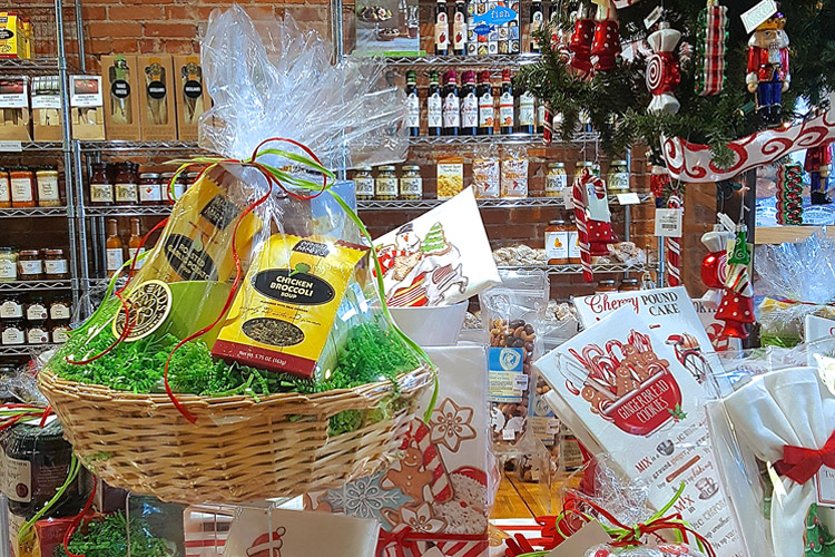 Customizable gift baskets and other goodies at Weekends.
