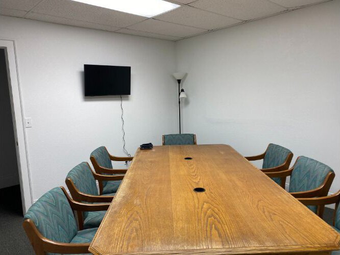 The KCF private meeting can accommodate up to eight people. 