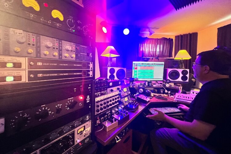 For nearly 20 years, Andy Reed has worked on a variety of musical projects out of his basement studio. Today, his studio is getting attention from his peers in Nashville and beyond.