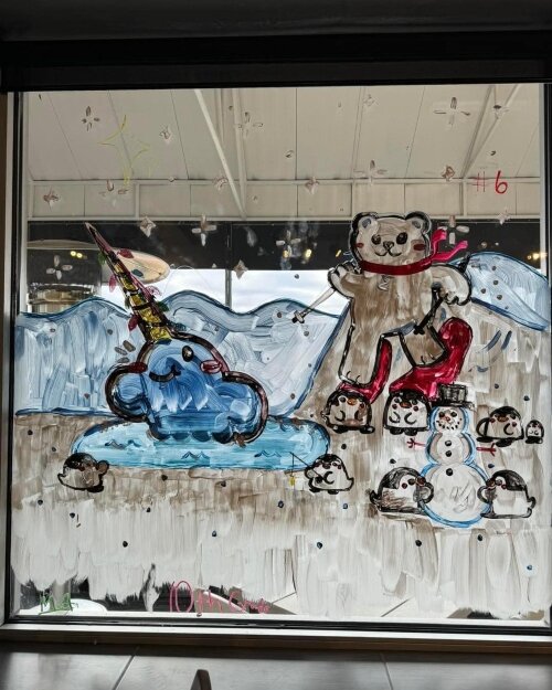 High school students had two days to complete their window decorations for the contest. (Photo courtesy of H2O's Waterside Grill)