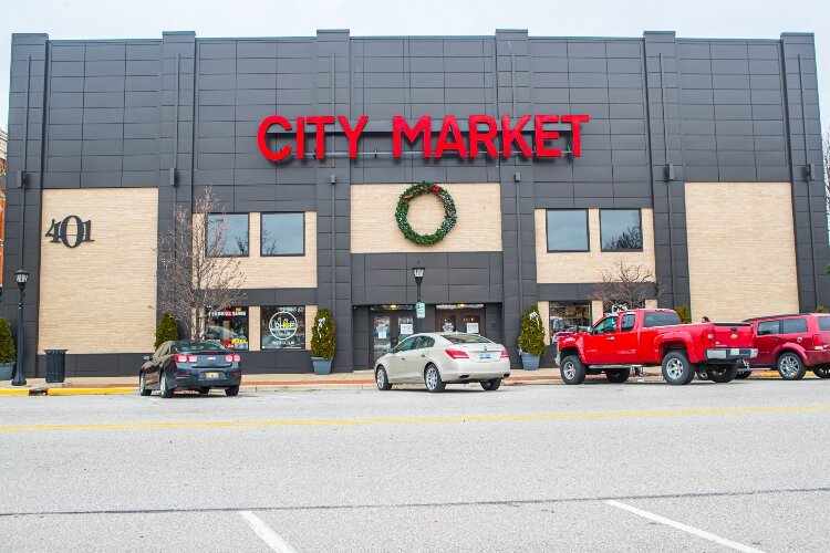 A Bay City businessman bought $10,000 worth of groceries for 250 people at City Market this week. 