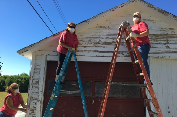 For the last five years, Bay County Habitat for Humanity has worked with the Bay Area Chamber of Commerce to revitalize the neighborhoods around the one-way streets of Thomas and Jenny. 