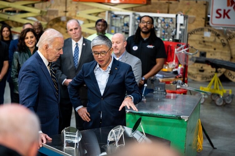 SK Siltron CSS CEO Jianwei Dong showed the wafers to President Biden during his visit to the Bay County facility. Gov. Gretchen Whitmer and U.S. Rep. Dan Kildee also were at the event.