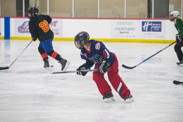 Players such as Ashley Brown and Tiffany Muylle are ready to help newcomers discover the sport.