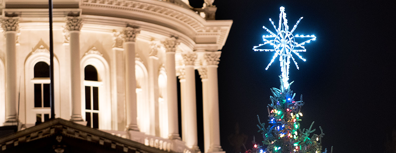 Holidays at the Capitol - Photo Dave Trumpie