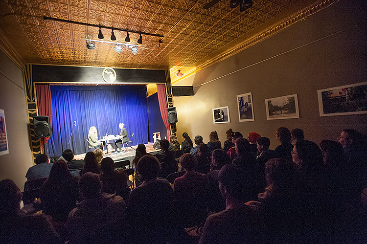 Comedy Coven at the Robin Theatre - Photo Dave Trumpie