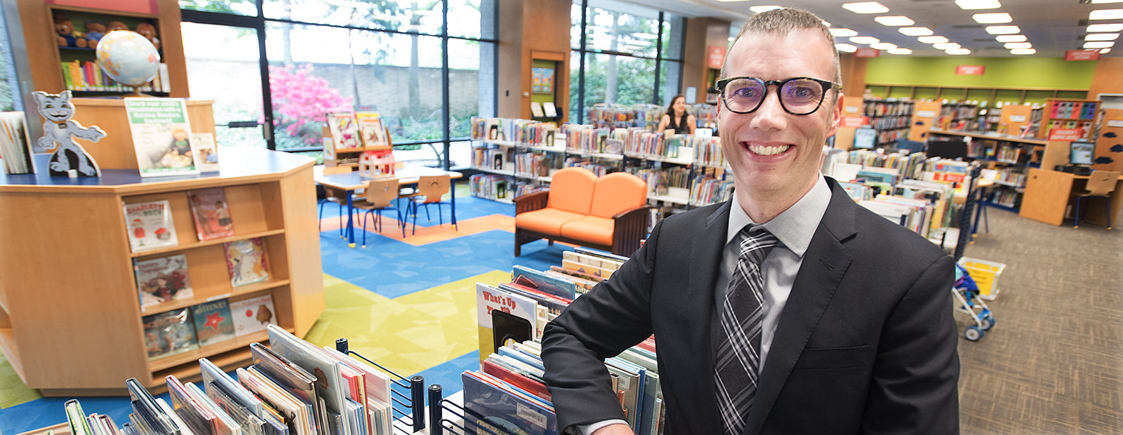 Scott Duimstra at the Capital Area District Library-Photo Dave Trumpie