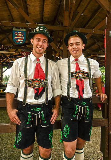 Dancers At German Park