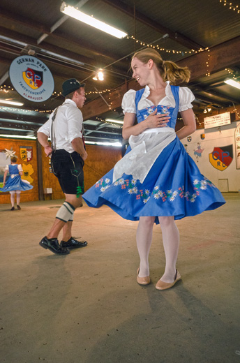 Dancers at German Park