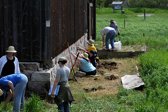  Lindsey J. Wooten and other students during field school by Ted Ligibel