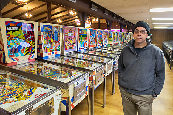 Clay Harrell at the Ann Arbor Pinball Museum