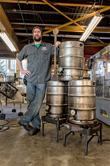 Arbor Brewing Company Microbrewery brewery manager Dan Peron with the Rat Pad