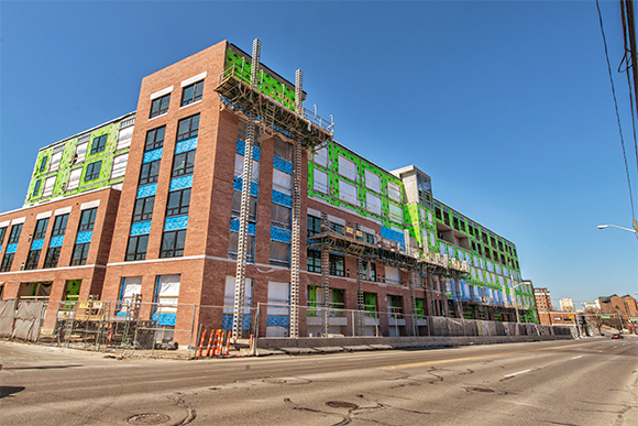 High end apartments at 618 South Main under construction