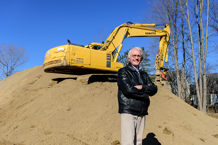 Alex de Parry at the Banyan Court development