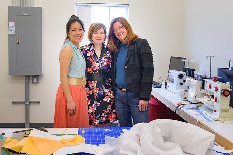 Grace Hsia, Larrea Young and Sue Dean of Warmilu