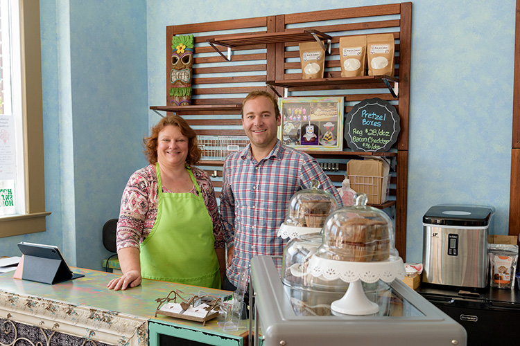 Sweet Leilani's Desserts owner Sheila Vish with Saline Main Street executive director Riley Hollenbaugh.