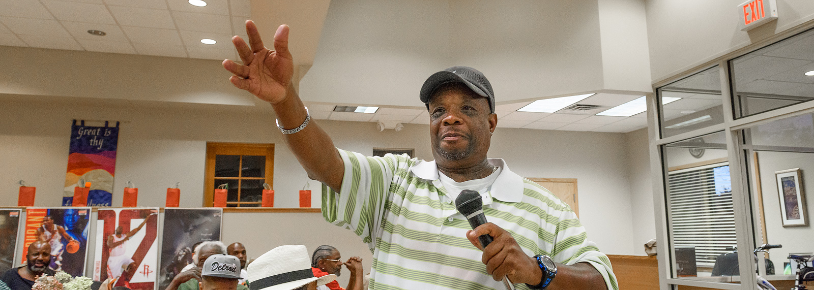 William Simmons speaking at the Hope Clinic