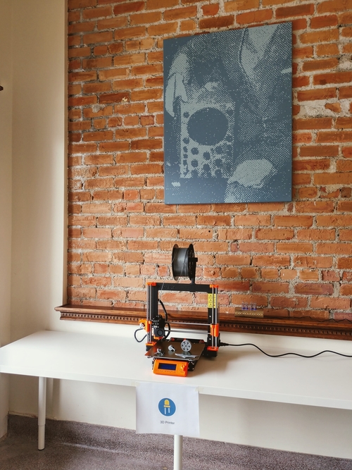 A 3D printer at TinkerTech.