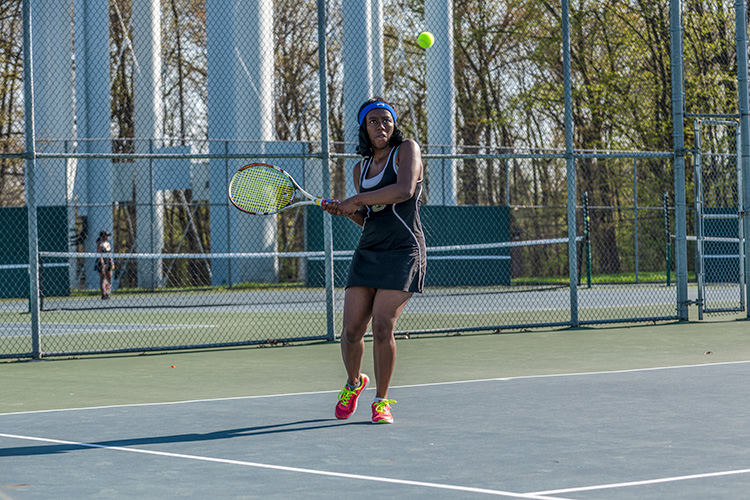 The YCHS Girls Tennis Team playing Lincoln High School 
