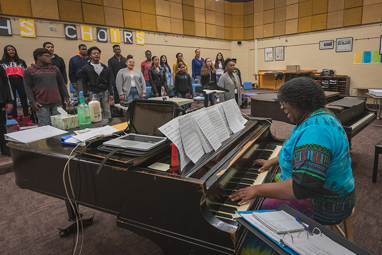 YCHS Choir Teacher Crystal Harding with her first period class