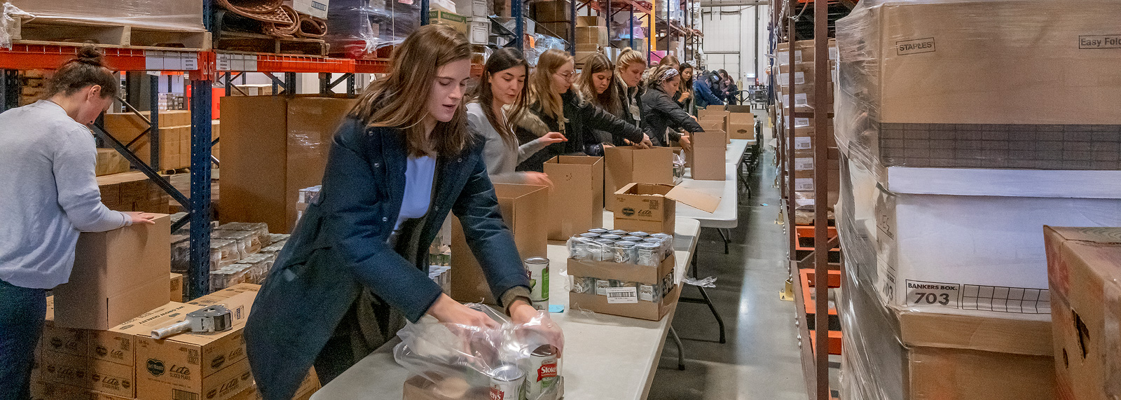 U of M School of Nursing students volunteering at Food Gatherers