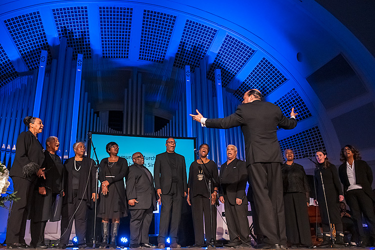 Community Church of God Celebration Singers