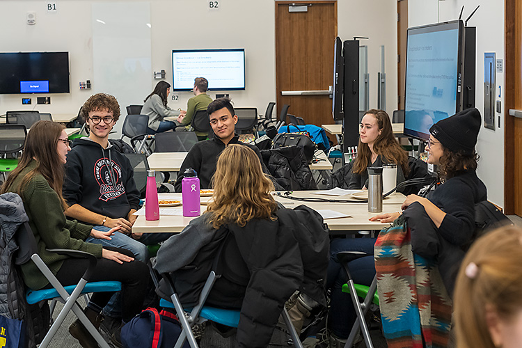 A WeListen group discussion at U of M