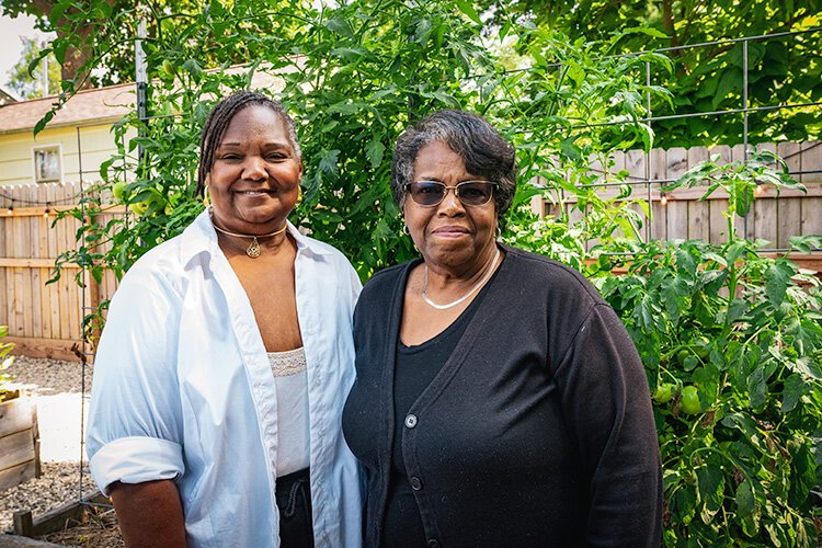  Cheryl Garnett and Omer Jean Winborn of the Washtenaw County African American Genealogy Society.