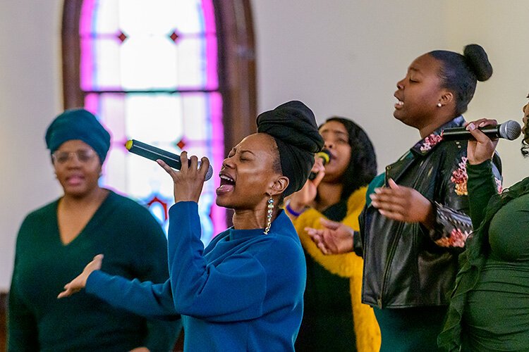 Reach Church Worship Leader Sheryl Kelly at a Sunday service.