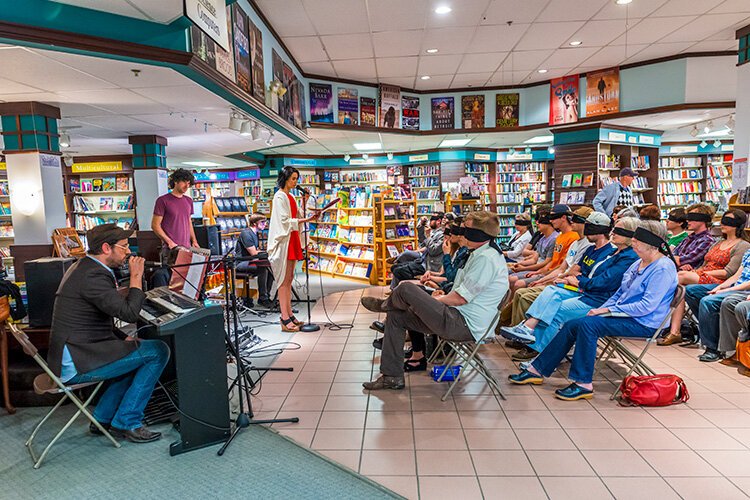 Author Josh Malerman doing a Birdbox reading at Nicola's in 2014.