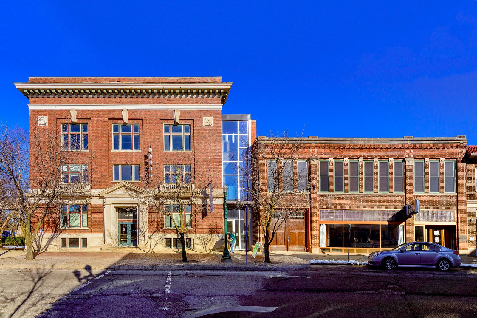 Riverside Arts Center.