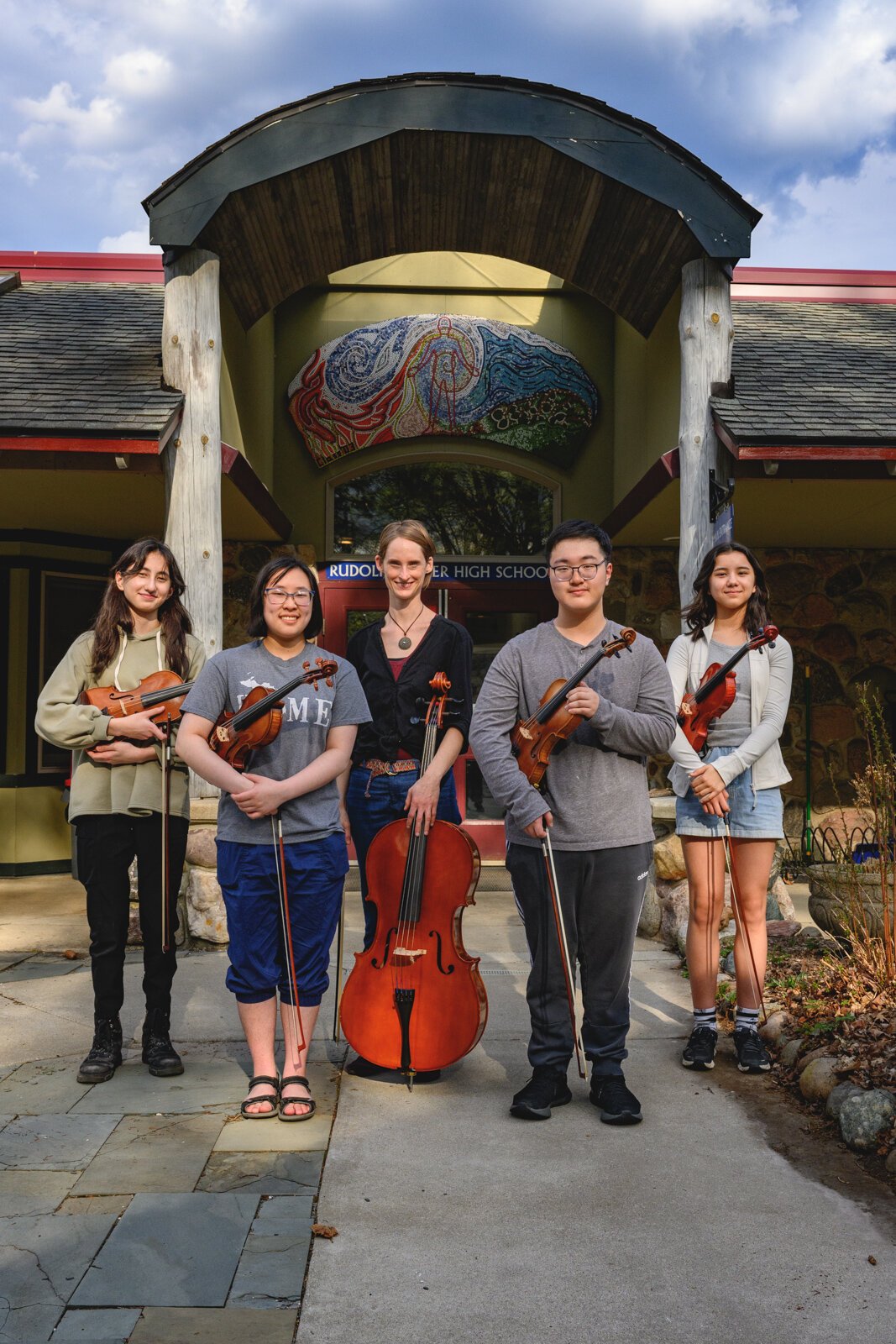 Maggie Gascho, Myra Jamin, Kasia Bielkak-Hoops, Chiho Sung, and Yara Martins at a Voce Velata rehearsal.