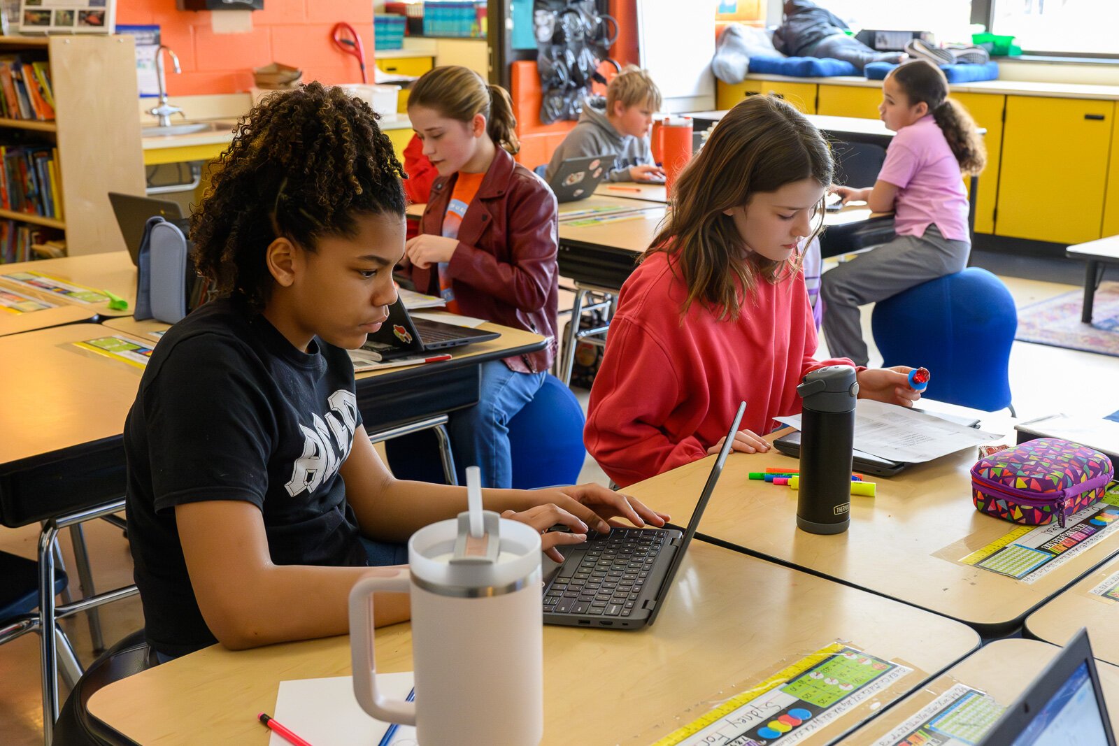 5th grade YIES students in Melanie Eccles' class working on their capstone projects.