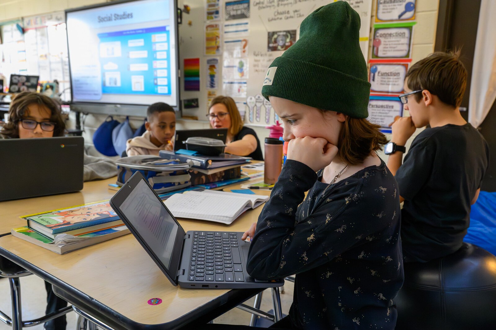 5th grade YIES students in Melanie Eccles' class working on their capstone projects.