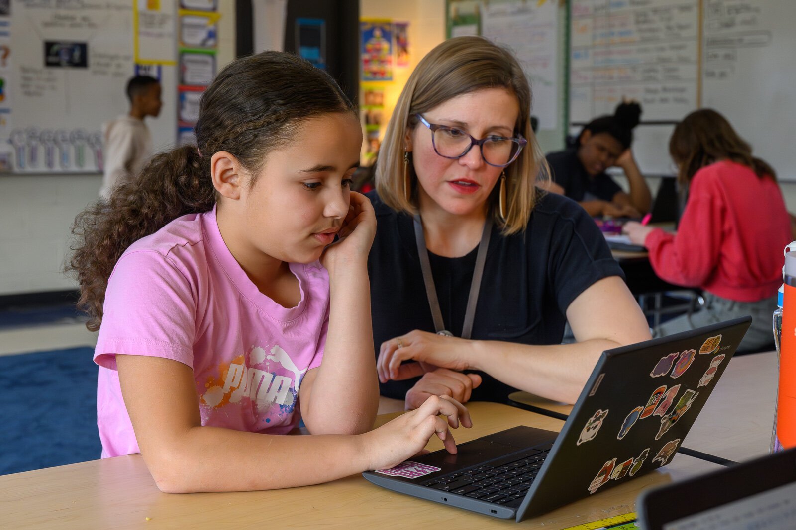 5th grade YIES students in Melanie Eccles' class working on their capstone projects.