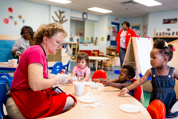 Snacktime at Starfish Early Head Start