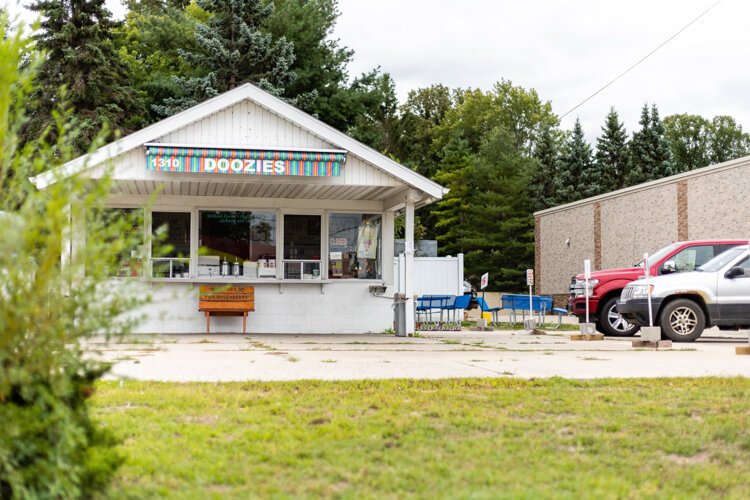 Doozie’s Ice Cream Place is a summer treat, 36 years running. Owner Clyde Dosenberry began Doozie’s in the financial turmoil of 1980s after considering the possibility he could be laid off from his teaching position. 